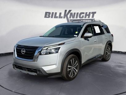 Used 2023 Nissan Pathfinder Platinum w/ Cargo Package