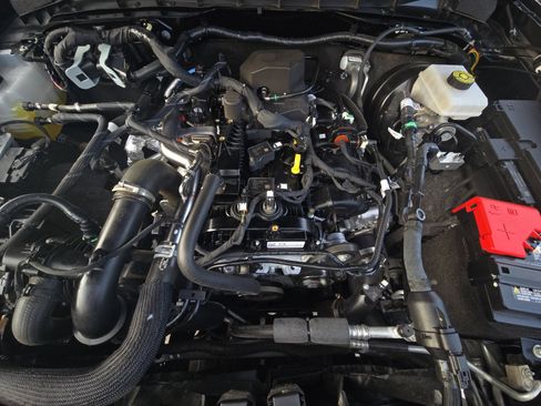 Used 2024 Ford Bronco Outer Banks image 26