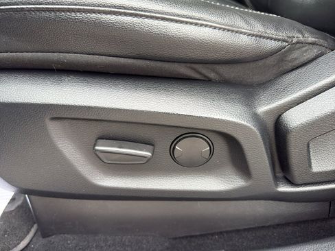 Used 2019 Ford Ranger Lariat w/ Equipment Group 501A Mid image 20