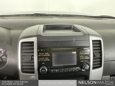 Used 2014 Nissan Frontier SV image 29