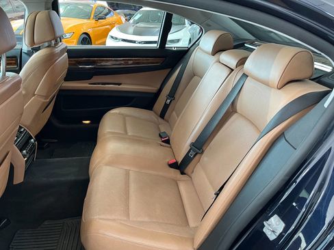 Used 2014 BMW 740Li image 22