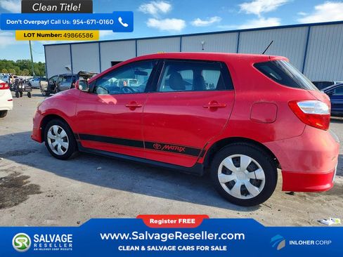 Used 2010 Toyota Matrix image 3