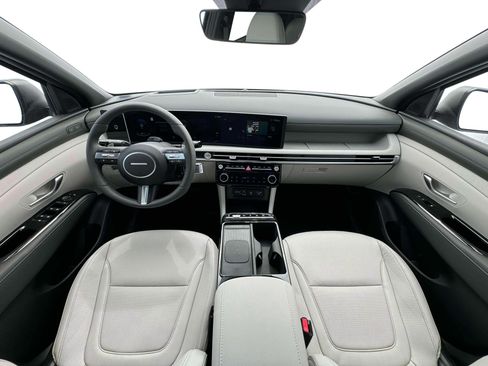 New 2025 Hyundai Tucson Limited image 13