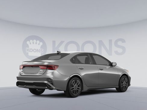 Used 2024 Kia Forte GT-Line image 4