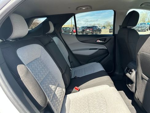Used 2023 Chevrolet Equinox LT image 16