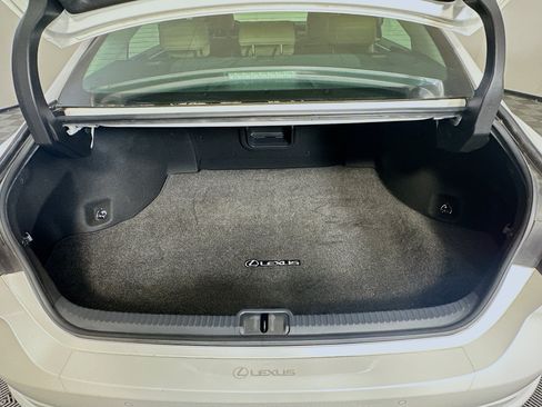 Used 2019 Lexus ES 350 w/ Premium Package FWD image 30