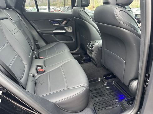 Certified 2023 Mercedes-Benz GLC 300 4MATIC image 33