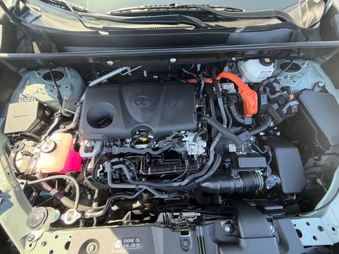 Used 2023 Toyota RAV4 XLE Premium image 36