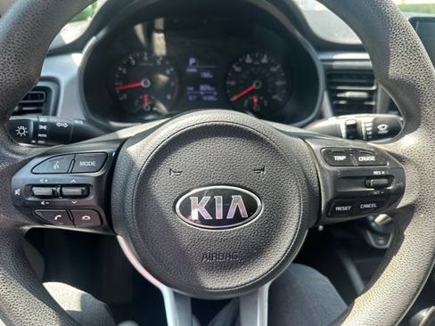 Used 2021 Kia Rio S FWD image 13