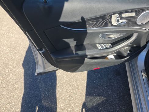 Used 2020 Mercedes-Benz E 350 Sedan w/ Parking Assistance Package image 10