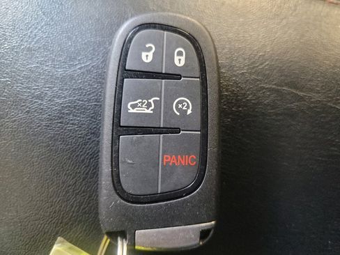 Used 2015 Jeep Cherokee Trailhawk w/ Comfort/Convenience Group image 27