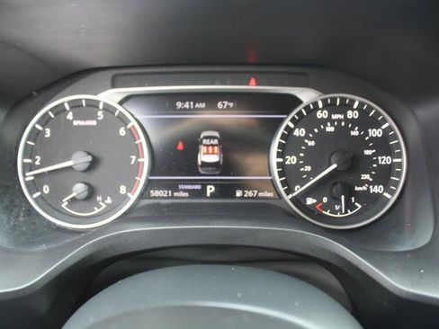 Used 2024 Nissan Rogue SV image 18