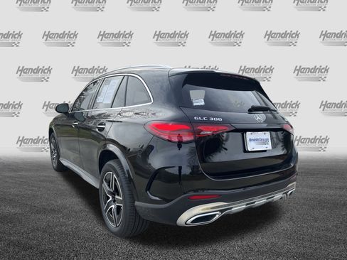 Used 2025 Mercedes-Benz GLC 300 4MATIC image 7