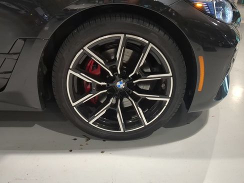 Certified 2026 BMW 430i xDrive w/ M Sport Package AWD/4WD image 6