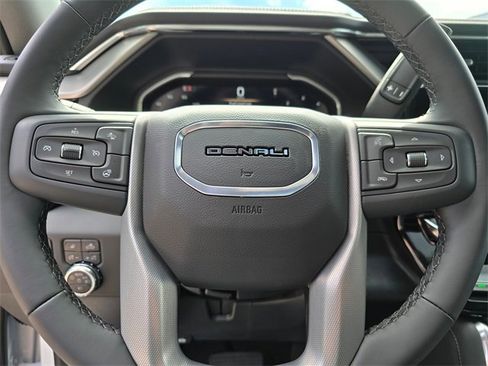 New 2025 GMC Sierra 3500 Denali w/ Denali Reserve Package image 26