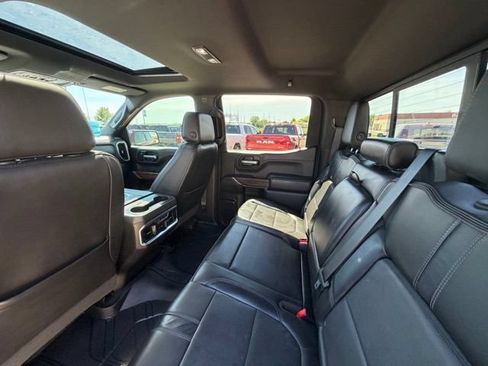Used 2020 Chevrolet Silverado 1500 High Country w/ Technology Package AWD/4WD image 12