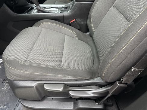 Used 2020 Chevrolet Traverse LS image 27