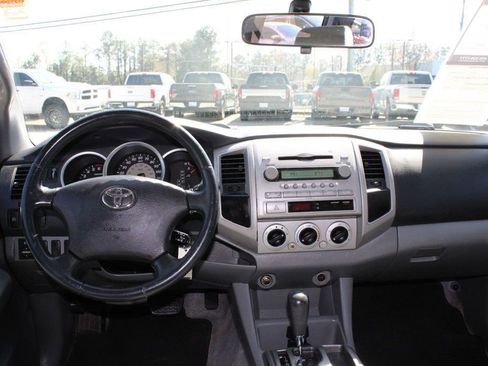 Used 2006 Toyota Tacoma PreRunner image 13