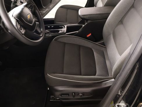 Used 2022 Chevrolet TrailBlazer LT AWD/4WD image 11