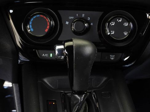 Used 2021 Honda HR-V Sport image 40