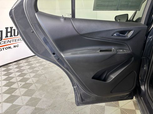 Used 2022 Chevrolet Equinox LT image 18