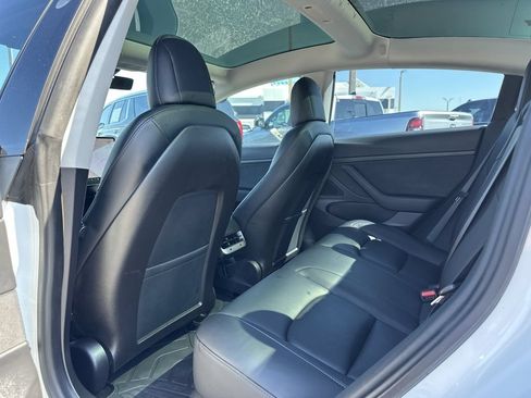 Used 2020 Tesla Model 3 RWD image 18