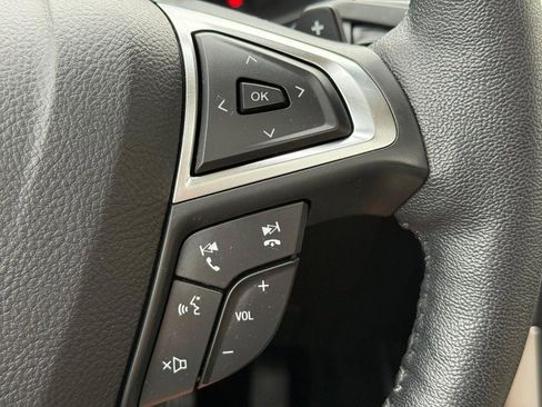 Certified 2022 Ford Edge SEL w/ Convenience Package image 16