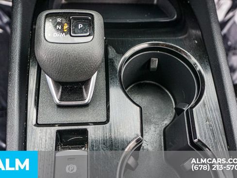 Used 2026 Nissan Rogue SV FWD image 42