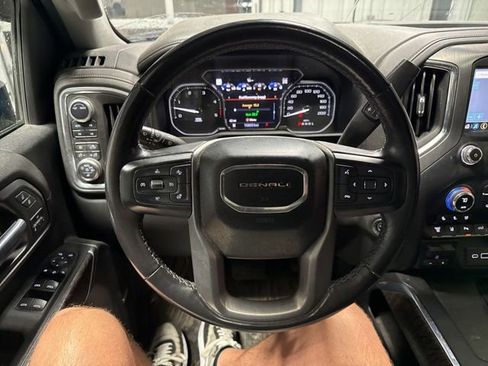 Used 2021 GMC Sierra 2500 Denali w/ Denali Ultimate Package AWD/4WD image 12