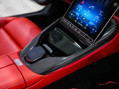 Used 2022 Mercedes-Benz SL 55 AMG 4MATIC w/ Driver Assistance Package image 71