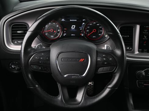 Used 2022 Dodge Charger R/T w/ Plus Group RWD image 17