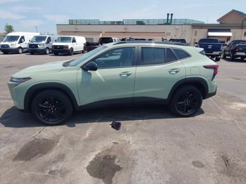 Used 2025 Chevrolet Trax ACTIV w/ Driver Confidence Package FWD image 5