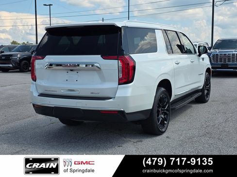Used 2023 GMC Yukon XL SLT w/ SLT Luxury Package AWD/4WD image 8