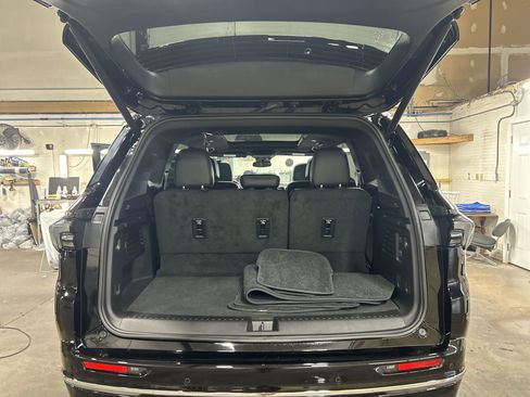 Certified 2025 Buick Enclave Avenir w/ Trailering Package, 5000 lbs. image 28