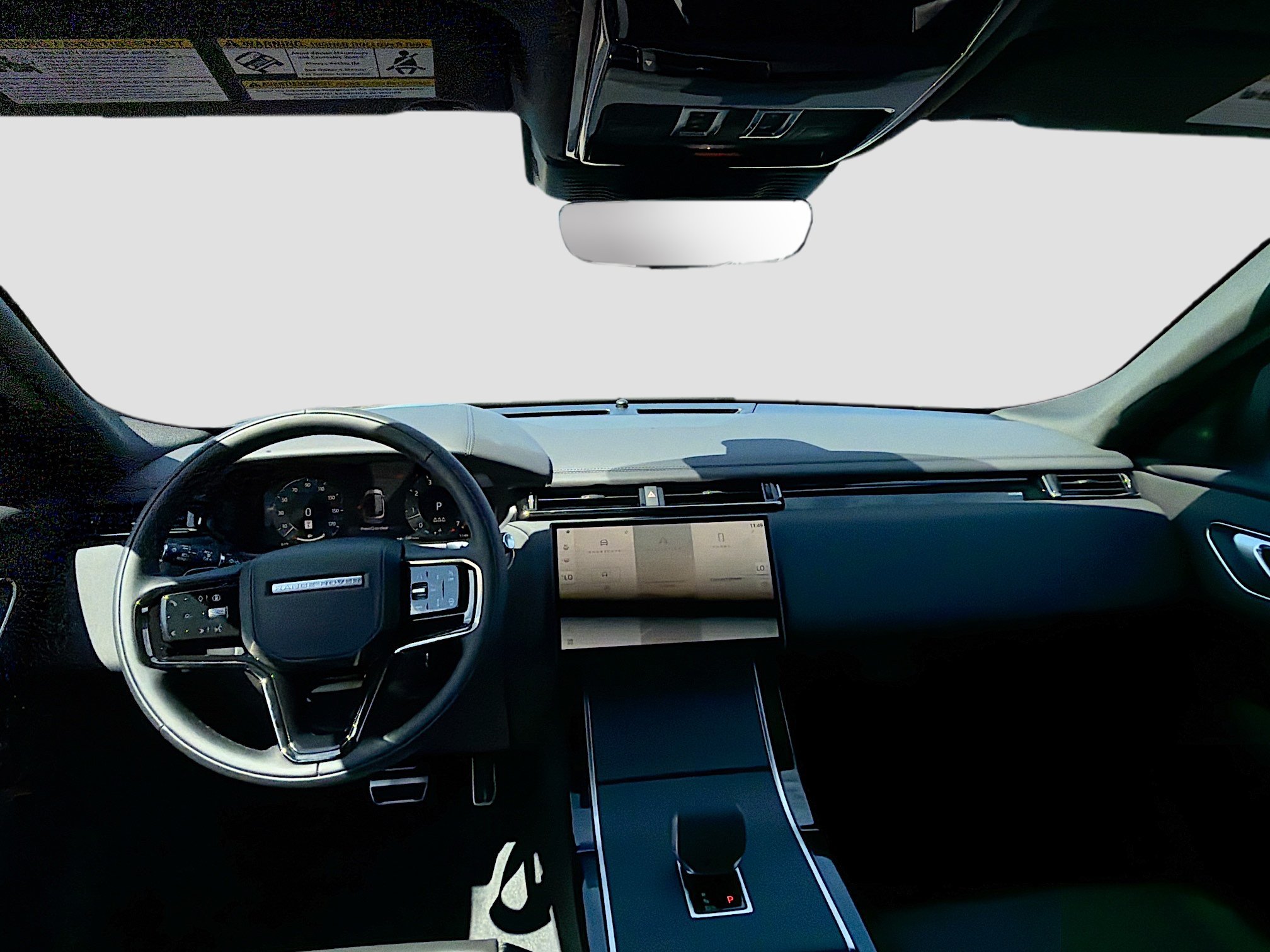 New 2026 Land Rover Range Rover Velar Dynamic SE AWD/4WD image 16