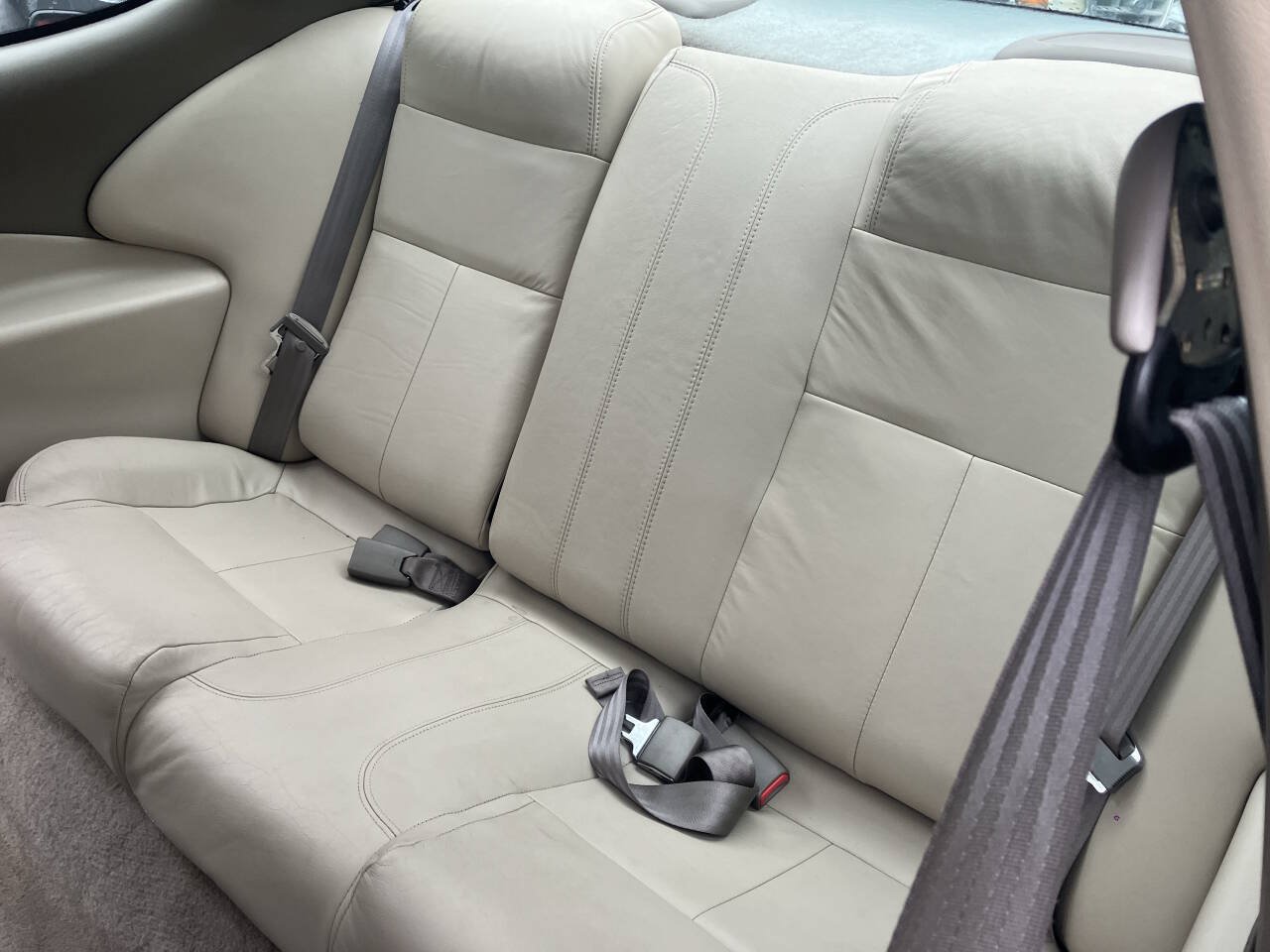Used 1999 Oldsmobile Alero GLS FWD image 25