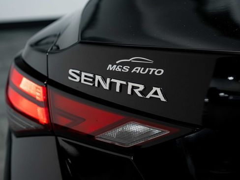 Used 2021 Nissan Sentra SV FWD image 11
