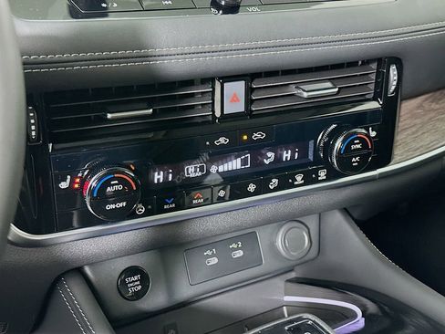 New 2026 Nissan Rogue Platinum w/ Platinum Premium Package image 21