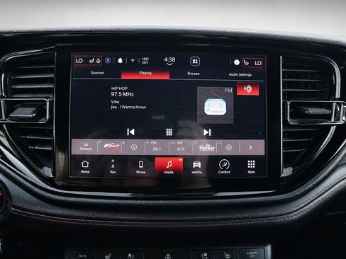 Used 2023 Dodge Durango GT RWD image 35