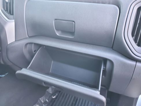 Used 2021 Chevrolet Silverado 1500 Custom image 33