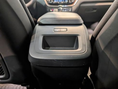 Used 2023 Volvo XC60 B5 Plus w/ Climate Package image 29