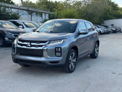 Used 2020 Mitsubishi Outlander Sport SE image 3