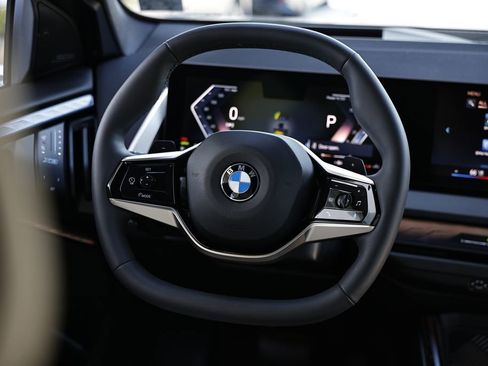 Certified 2025 BMW X3 xDrive30 w/ Premium Package AWD/4WD image 28