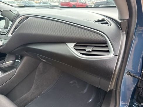 Used 2024 Chevrolet Malibu LT image 47