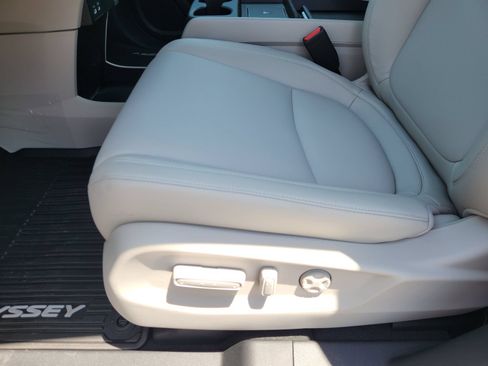 New 2026 Honda Odyssey EX-L image 27