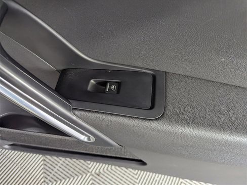 Used 2016 Volkswagen Beetle 1.8T SE image 33