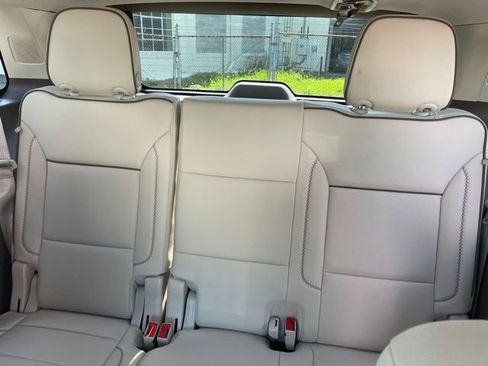 Used 2023 GMC Yukon Denali w/ Denali Reserve Package AWD/4WD image 11