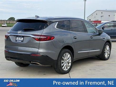 Certified 2019 Buick Enclave Premium w/ Experience Buick Package AWD/4WD image 4