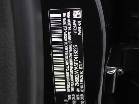 Used 2023 Maserati Grecale GT image 43