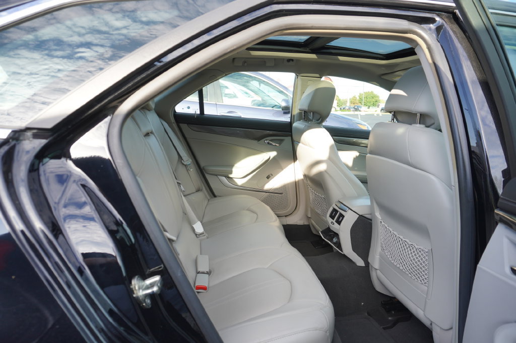 Used 2010 Cadillac CTS Premium AWD/4WD image 7